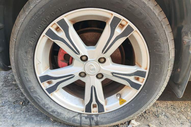 Used Great Wall M4 2012 1.5L Manual Luxury Version Right Front Wheel Hub