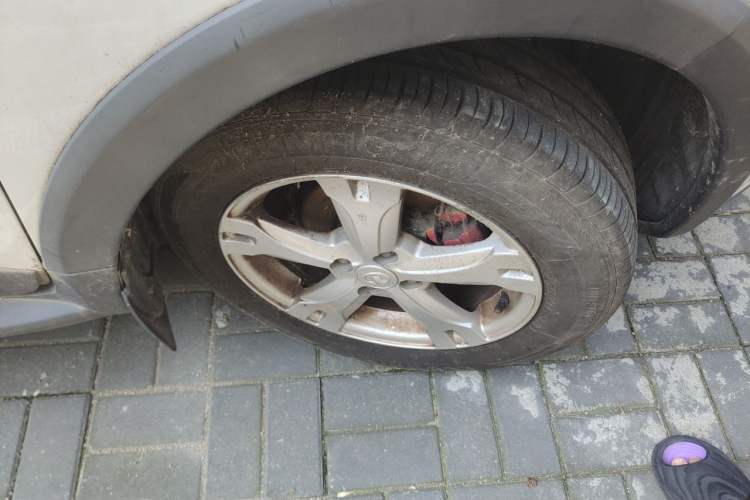 Used Great Wall M4 2012 1.5L Manual Elite Edition Right Front Wheel Hub