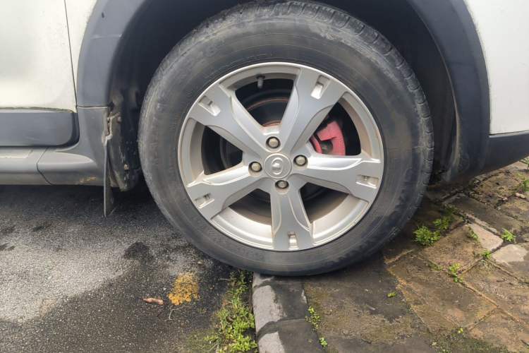 Used Great Wall M4 2012 1.5L Manual Luxury Version Right Front Wheel Hub