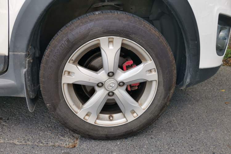 Used Great Wall M4 2012 1.5L Manual Comfort Version Right Front Wheel Hub