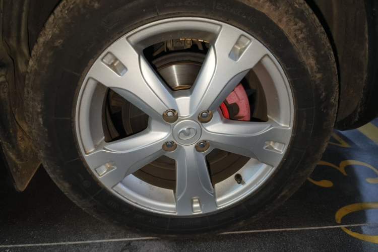 Used Great Wall M4 2012 1.5L Manual Luxury Version Right Front Wheel Hub