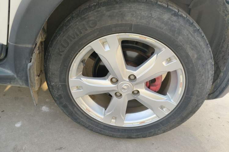 Used Great Wall M4 2012 1.5L Manual Comfort Version Right Front Wheel Hub
