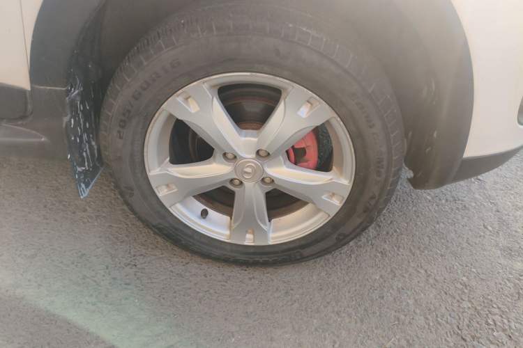 Used Great Wall M4 2012 1.5L Manual Comfort Version Right Front Wheel Hub