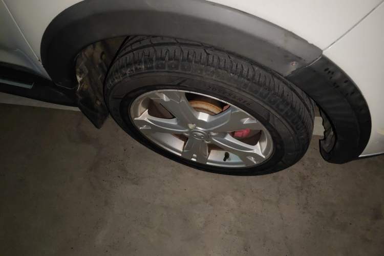 Used Great Wall M4 2012 1.5L Manual Luxury Version Right Front Wheel Hub
