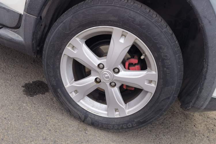 Used Great Wall M4 2012 1.5L Manual Luxury Version Right Front Wheel Hub
