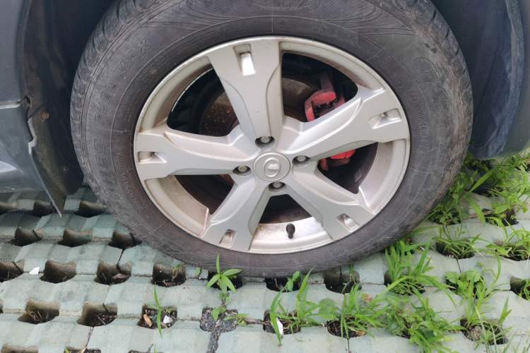 Used Great Wall M4 2012 1.5L Manual Luxury Version Right Front Wheel Hub