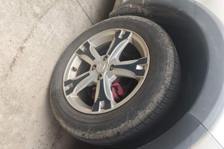 Used Great Wall M4 2012 1.5L Manual Comfort Version Right Front Wheel Hub