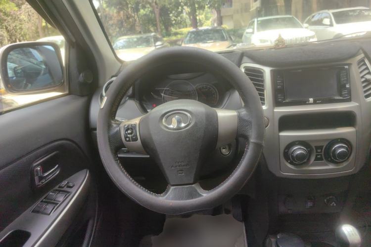 Used Great Wall M4 2012 1.5L Manual Luxury Version Steering Wheel