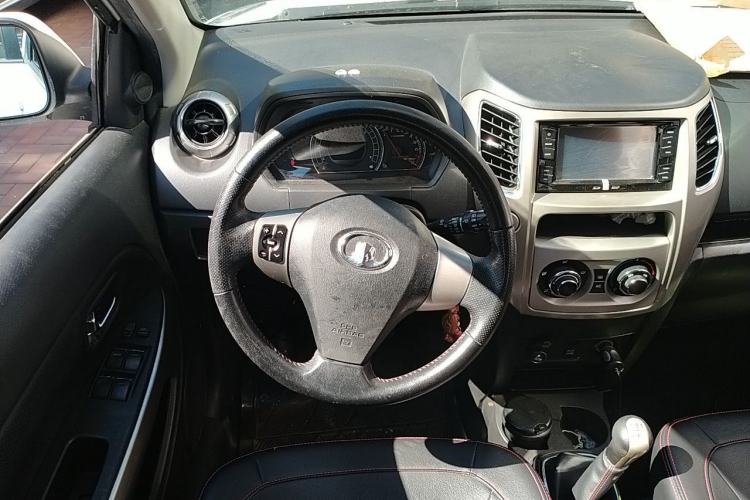 Used Great Wall M4 2012 1.5L Manual Luxury Version Steering Wheel