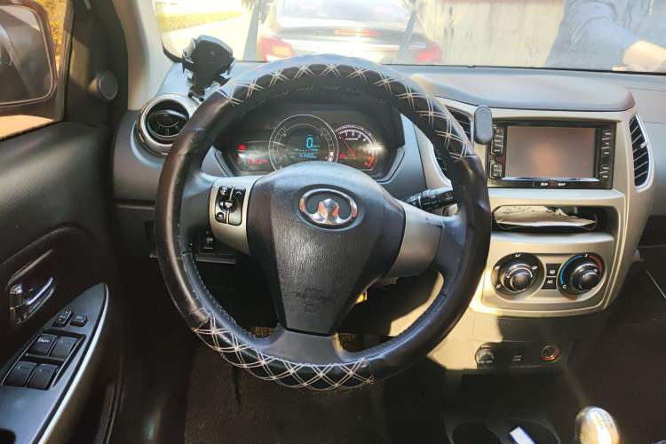 Used Great Wall M4 2012 1.5L Manual Luxury Version Steering Wheel