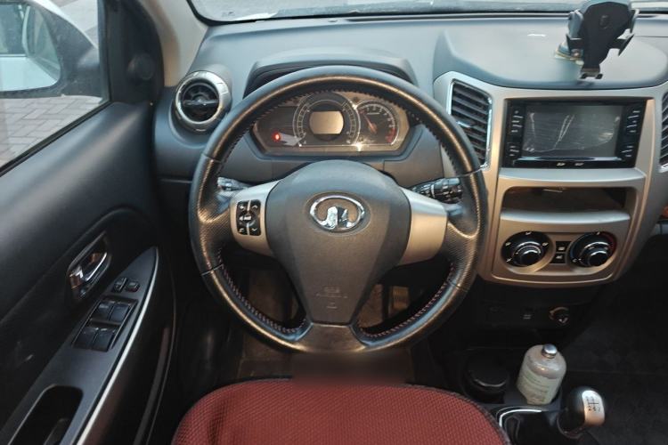 Used Great Wall M4 2012 1.5L Manual Luxury Version Steering Wheel