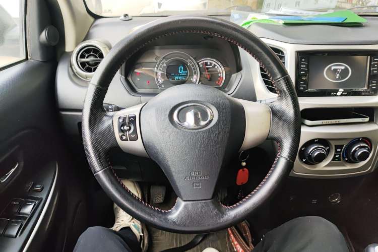 Used Great Wall M4 2012 1.5L Manual Luxury Version Steering Wheel