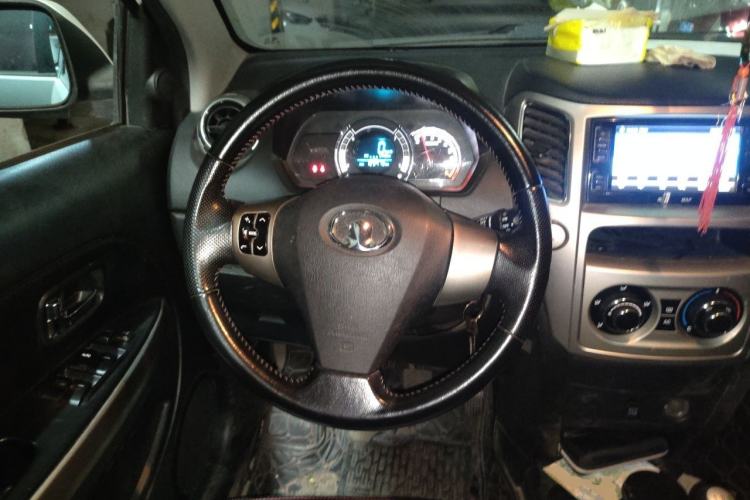 Used Great Wall M4 2012 1.5L Manual Luxury Version Steering Wheel