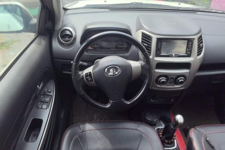 Used Great Wall M4 2012 1.5L Manual Luxury Version Steering Wheel