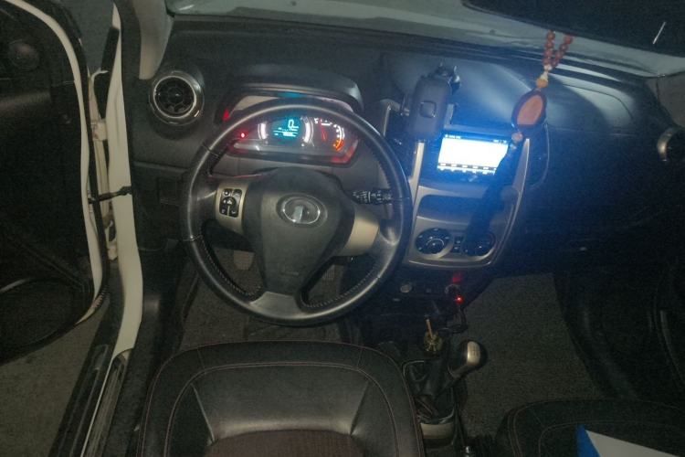 Used Great Wall M4 2012 1.5L Manual Luxury Version Steering Wheel