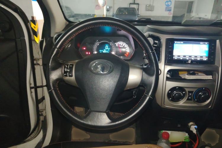 Used Great Wall M4 2012 1.5L Manual Luxury Version Steering Wheel