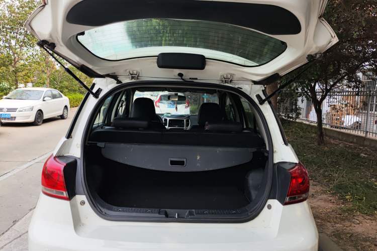Used Great Wall M4 2012 1.5L Manual Luxury Version Trunk