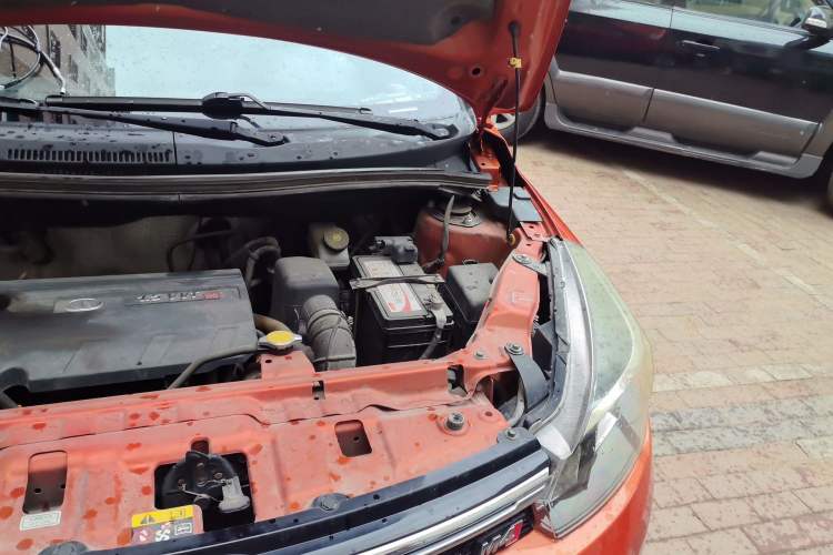 Used Great Wall M4 2012 1.5L Manual Luxury Version Engine Bay Left
