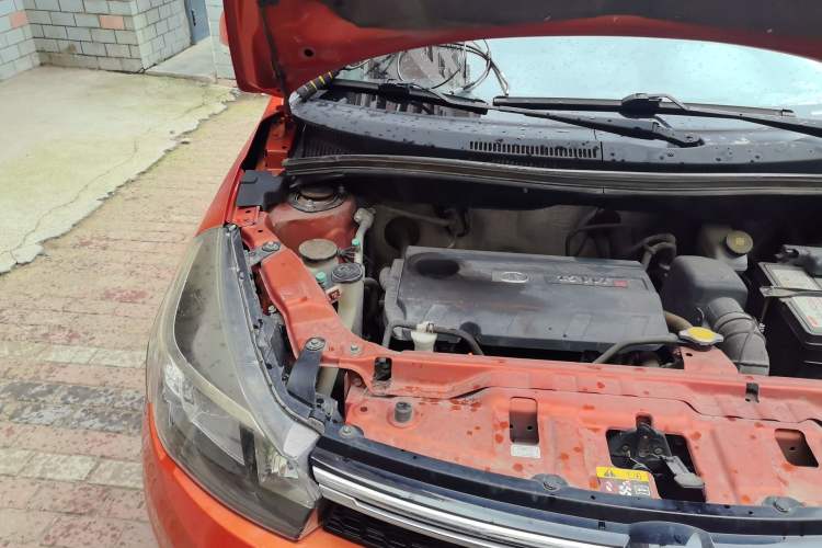 Used Great Wall M4 2012 1.5L Manual Luxury Version Engine Bay Right