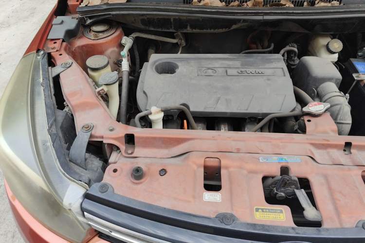 Used Great Wall M4 2012 1.5L Manual Comfort Version Engine Bay Right