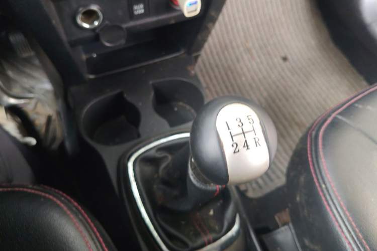 Used Great Wall M4 2012 1.5L Manual Comfort Version Gear Lever