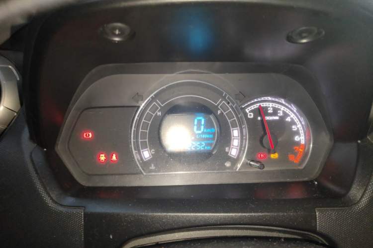 Used Great Wall M4 2012 1.5L Manual Comfort Version Instrument Cluster