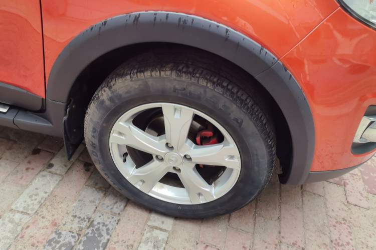 Used Great Wall M4 2012 1.5L Manual Luxury Version Right Front Wheel Hub