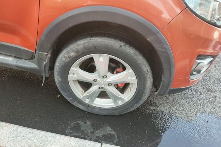 Used Great Wall M4 2012 1.5L Manual Comfort Version Right Front Wheel Hub