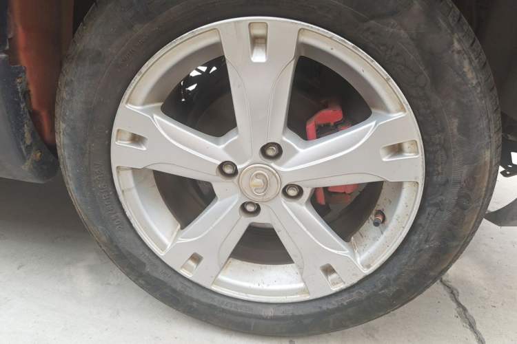 Used Great Wall M4 2012 1.5L Manual Luxury Version Right Front Wheel Hub