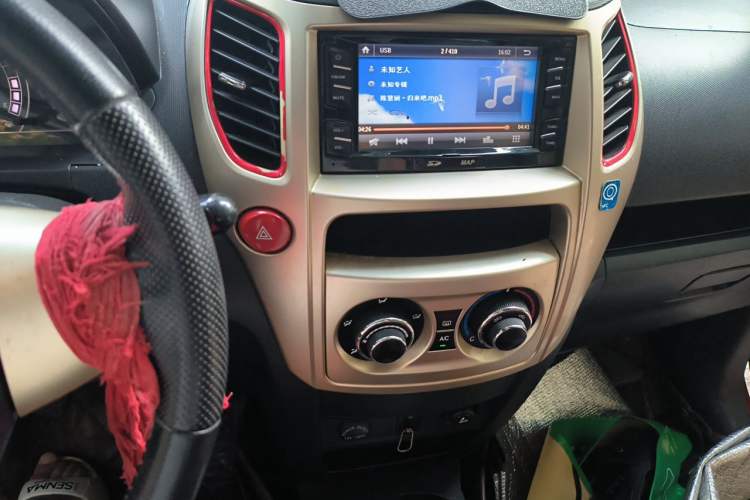 Used Great Wall M4 2013 1.5L Spring Festival Limited Edition Audio And AC Panel