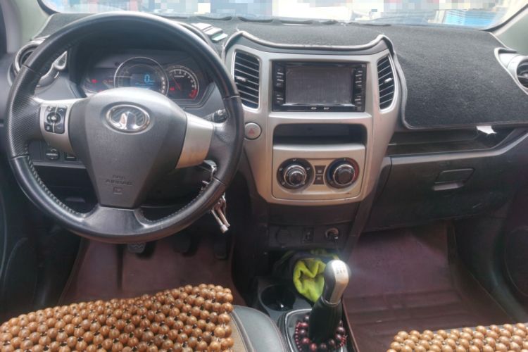 Used Great Wall M4 2013 1.5L Spring Festival Limited Edition Center Console
