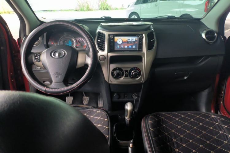Used Great Wall M4 2013 1.5L Spring Festival Limited Edition Center Console