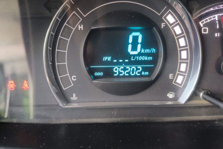 Used Great Wall M4 2013 1.5L Spring Festival Limited Edition Odometer Close Up