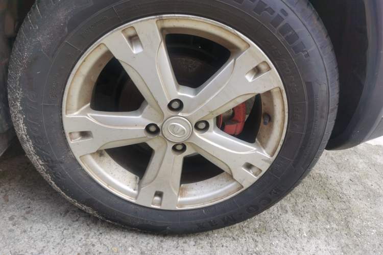 Used Great Wall M4 2013 1.5L Spring Festival Limited Edition Right Front Wheel Hub