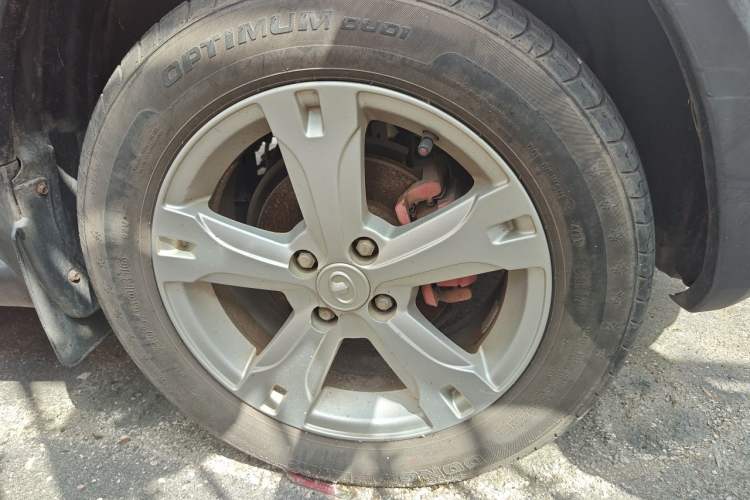 Used Great Wall M4 2013 1.5L Spring Festival Limited Edition Right Front Wheel Hub