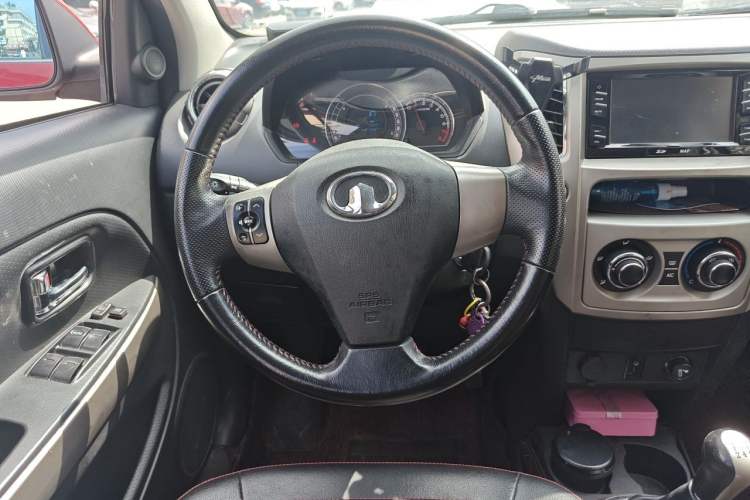 Used Great Wall M4 2013 1.5L Spring Festival Limited Edition Steering Wheel