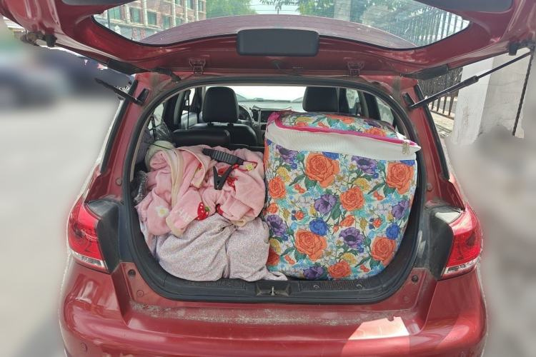 Used Great Wall M4 2013 1.5L Spring Festival Limited Edition Trunk