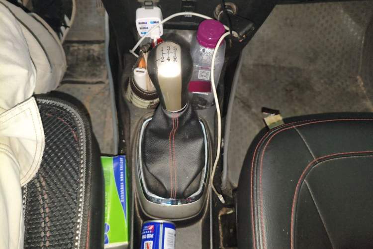 Used Great Wall M4 2013 1.5L Spring Festival Limited Edition Gear Lever