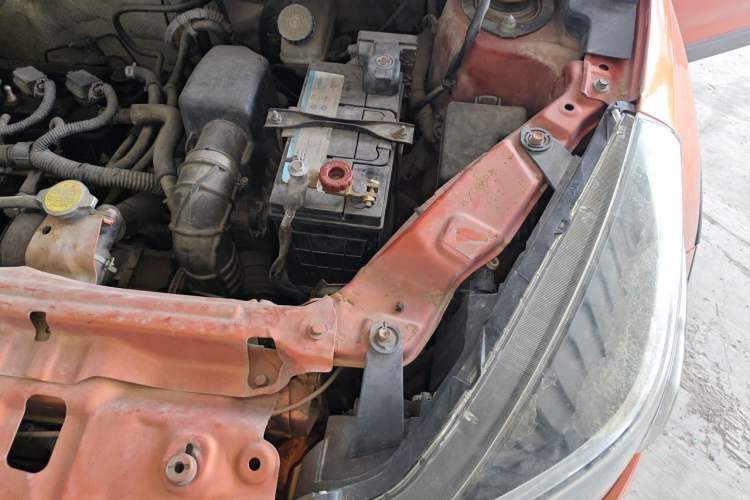 Used Great Wall M4 2014 1.5L Manual Luxury Model Engine Bay Left