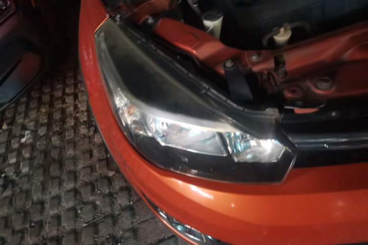Used Great Wall M4 2014 1.5L Manual Comfort Model Right Front Headlight
