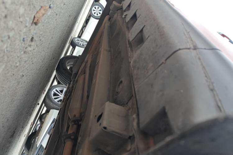 Used Great Wall M4 2014 1.5L Manual Comfort Model Right Side Sill