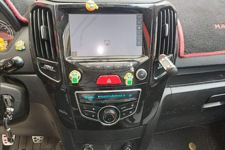 Used Great Wall M4 2014 1.5L Manual Luxury Model Audio And AC Panel