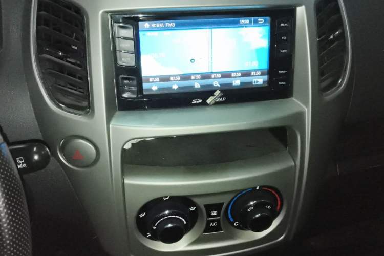 Used Great Wall M4 2014 1.5L Manual Comfort Model Audio And AC Panel