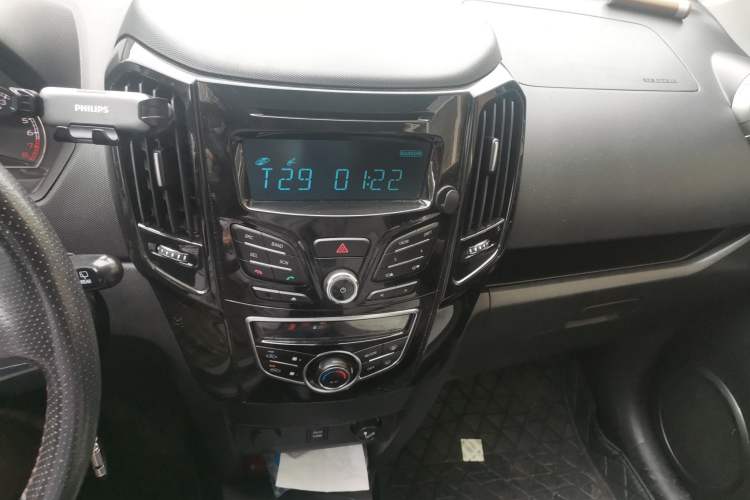Used Great Wall M4 2014 1.5L Manual Comfort Model Audio And AC Panel