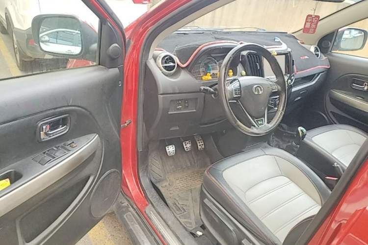 Used Great Wall M4 2014 1.5L Manual Luxury Model Driver Seat