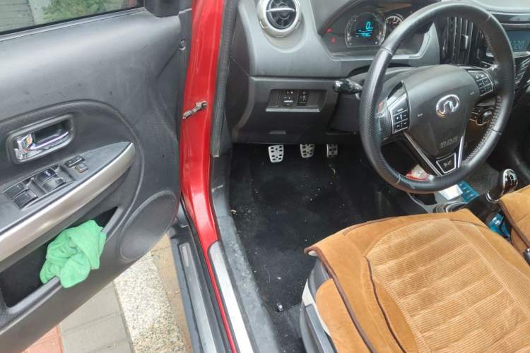Used Great Wall M4 2014 1.5L Manual Comfort Model Driver Seat