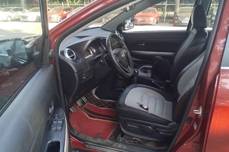 Used Great Wall M4 2014 1.5L Manual Luxury Model Driver Seat