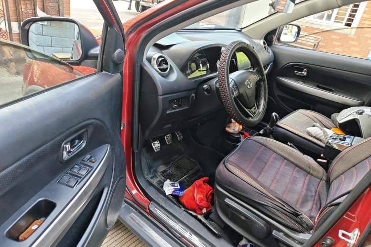 Used Great Wall M4 2014 1.5L Manual Comfort Model Driver Seat