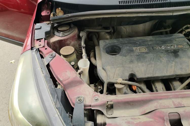 Used Great Wall M4 2014 1.5L Manual Comfort Model Engine Bay Right