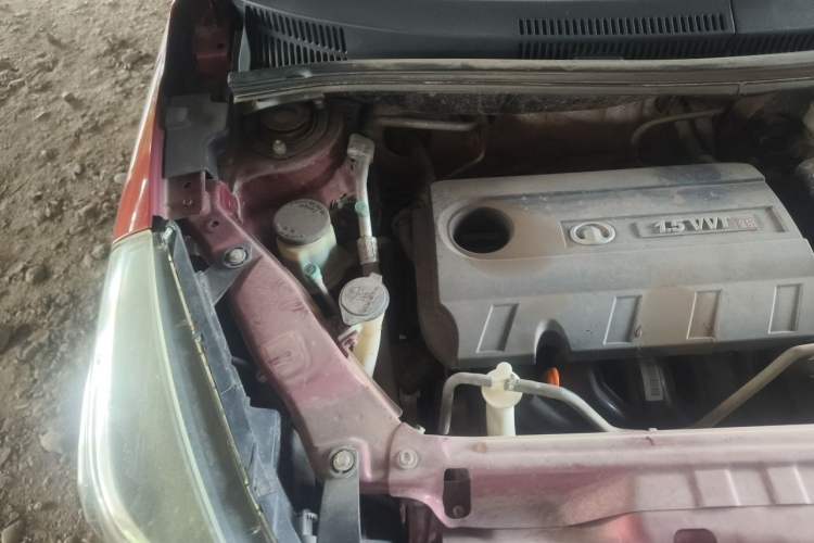 Used Great Wall M4 2014 1.5L Manual Comfort Model Engine Bay Right